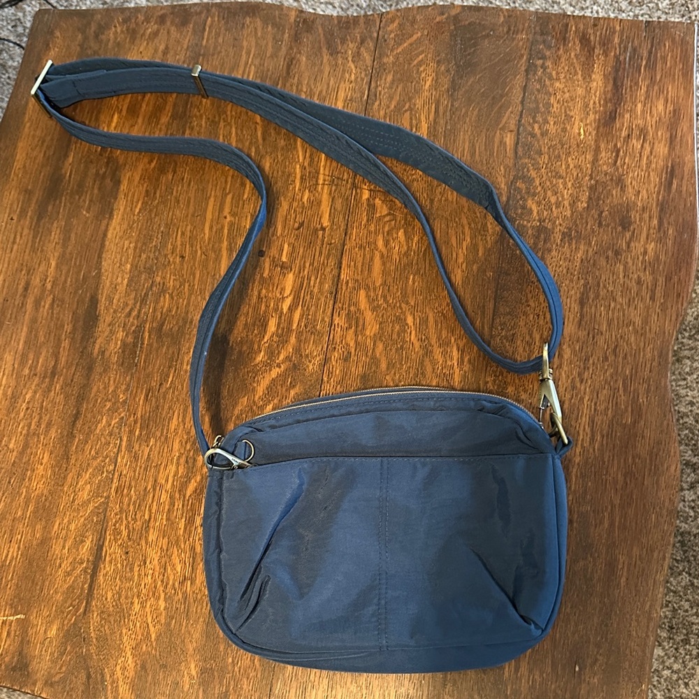 Travelon Dark Blue Travel Bag